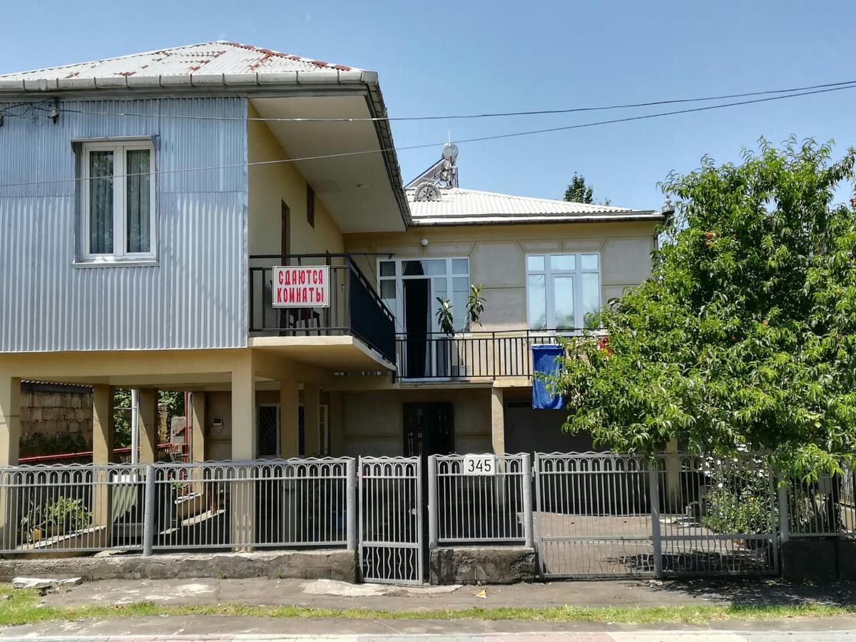 Guest house of Givi Kobuleti Extérieur photo