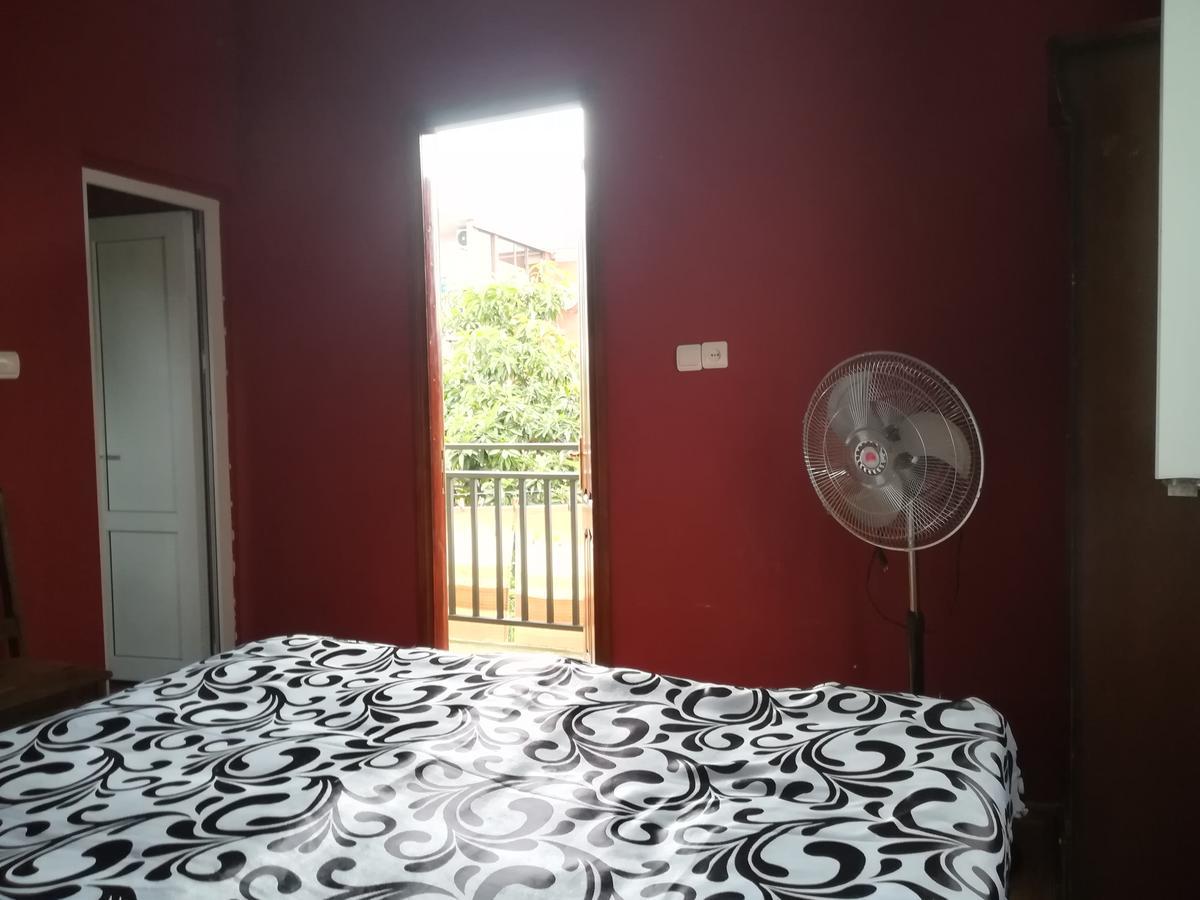 Guest house of Givi Kobuleti Extérieur photo